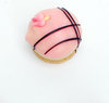 Petit-four serie # 8.