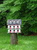 Bird's appartment