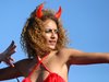 devil horns 1
