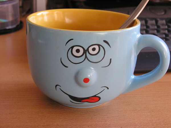 smiling mug: but empty...